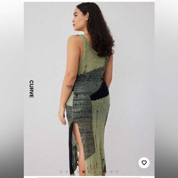 Cider Green and Black Knit destructed Dress 2X - Picture 5 of 11